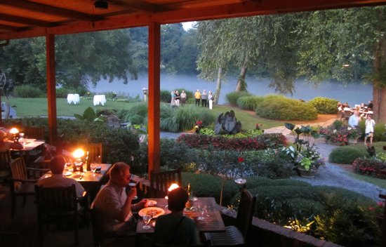 canoe private dining rooms in atlanta