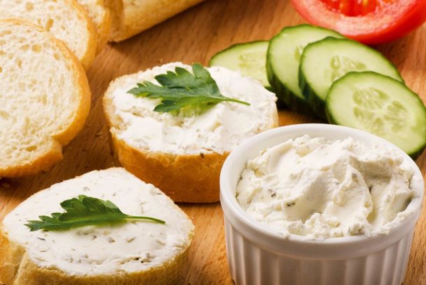 5 Best Vegan Cream Cheese Brands - Restaurant Clicks