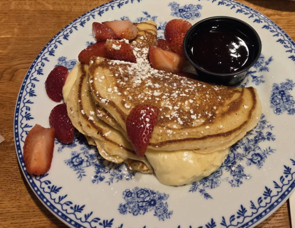 Strawberry-Stuffed Cheesecake Pancakes