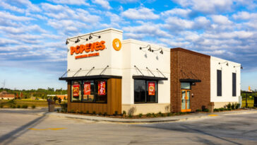 Popeyes is an american chain of fast food restaurants