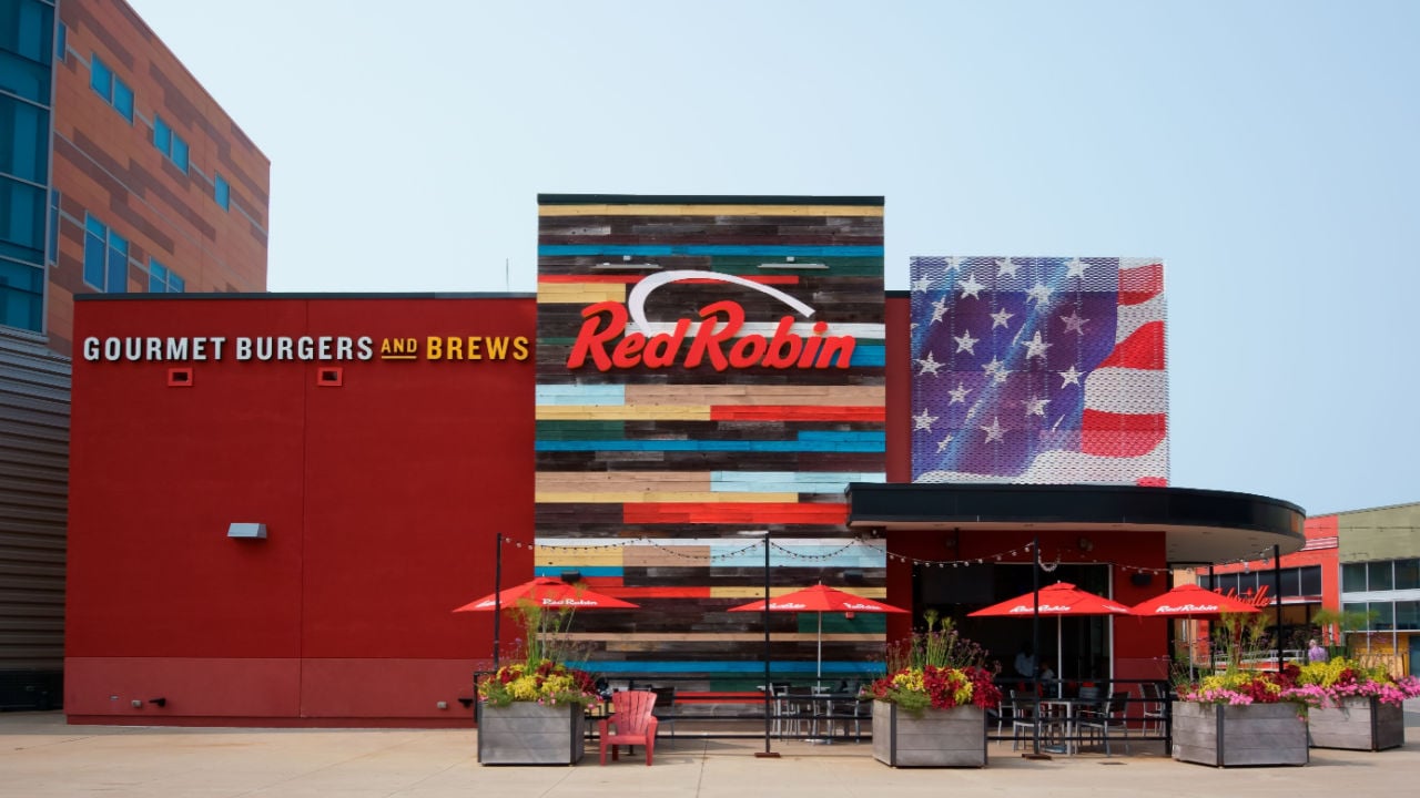 Red Robin restaurant in Patriots Place foxborough