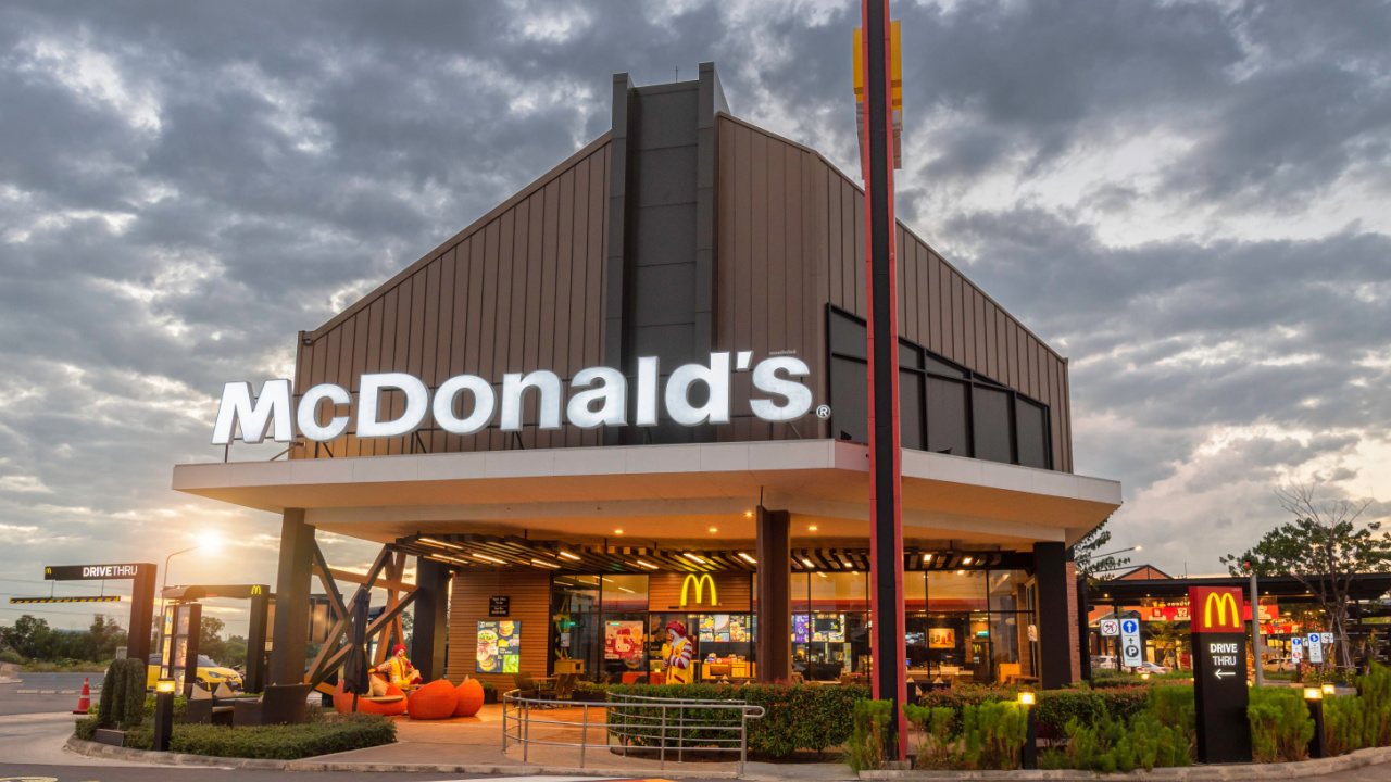 View in Porto Go Bangpa-in, McDonald's Restaurant