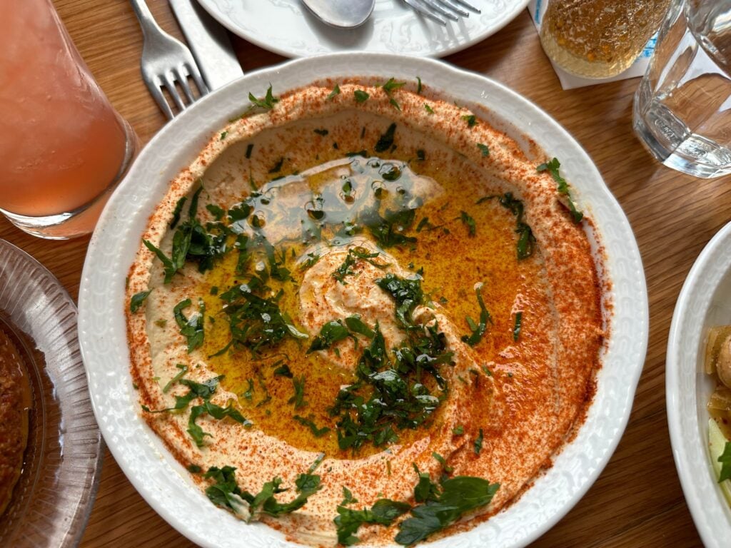 hummus