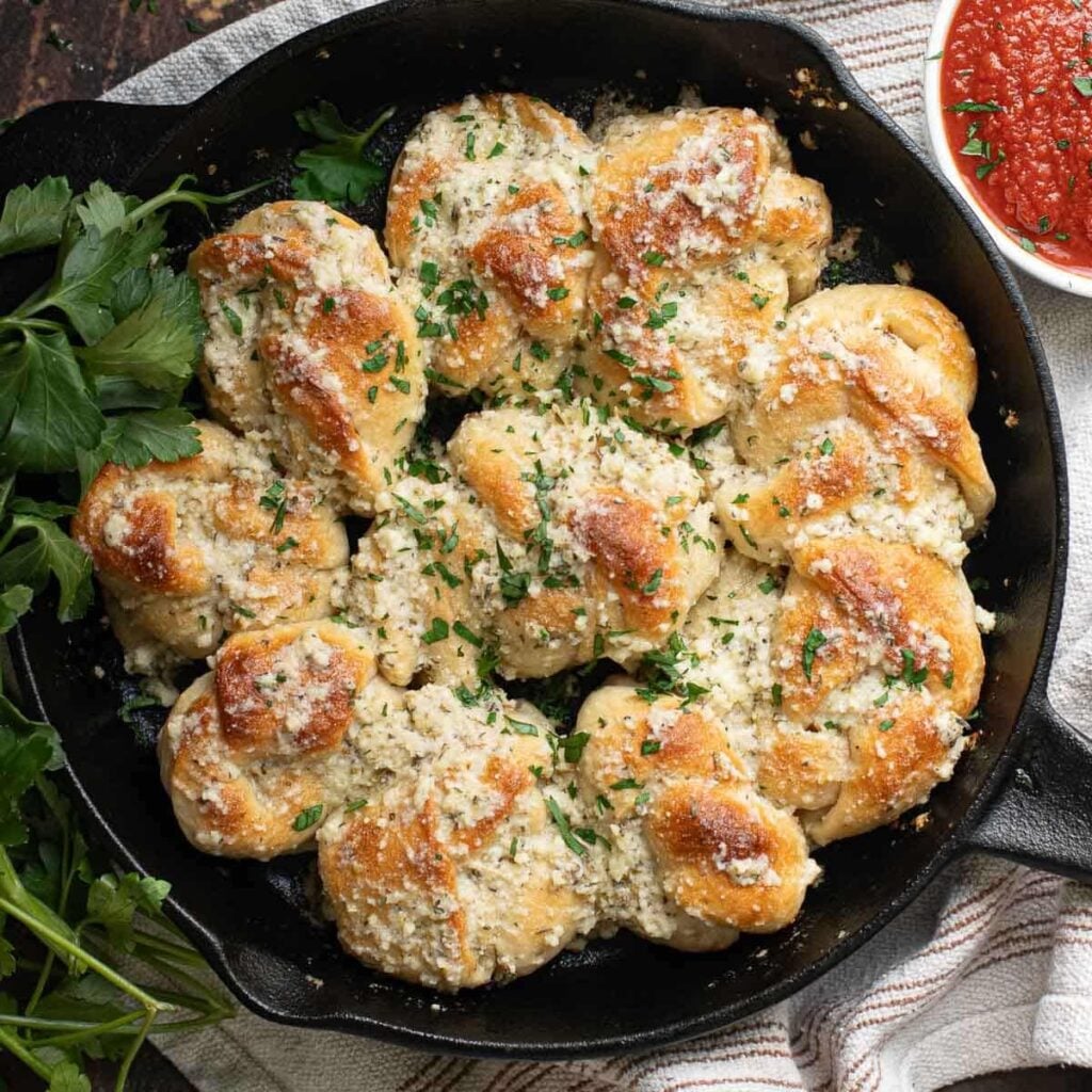 Garlic Knots