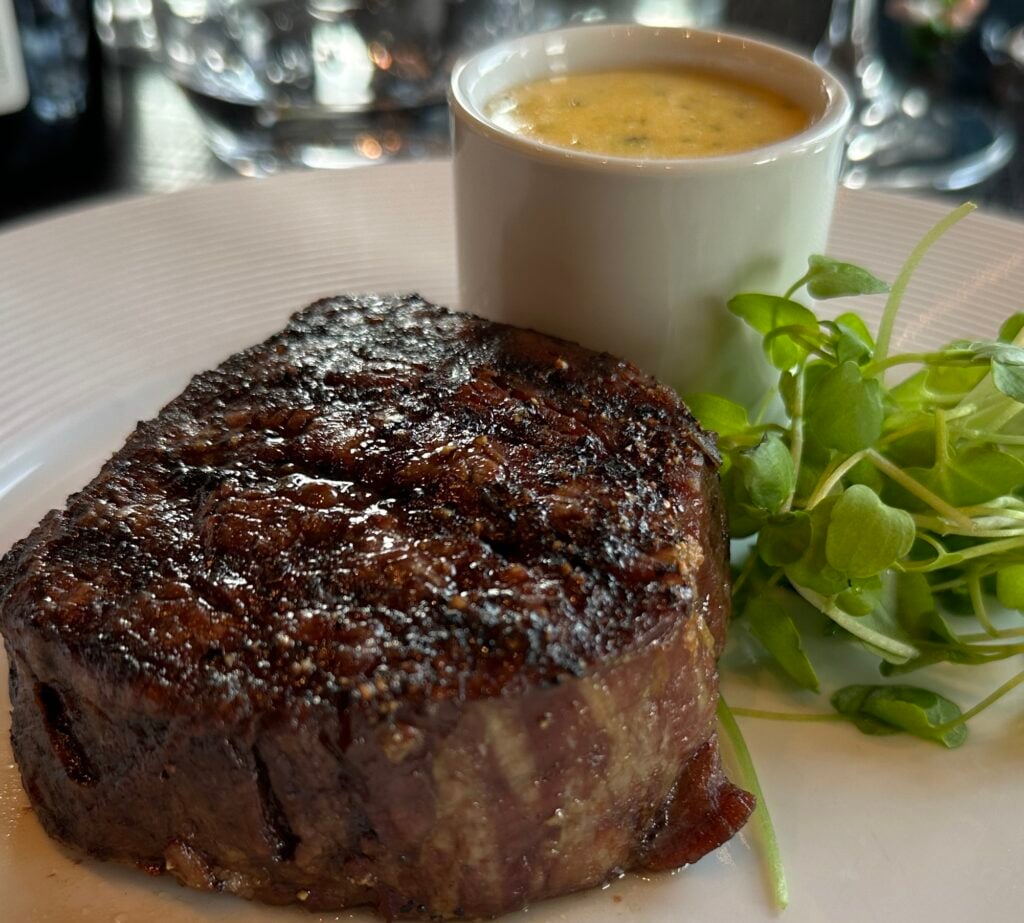 beef tenderloin with garlic herb butter