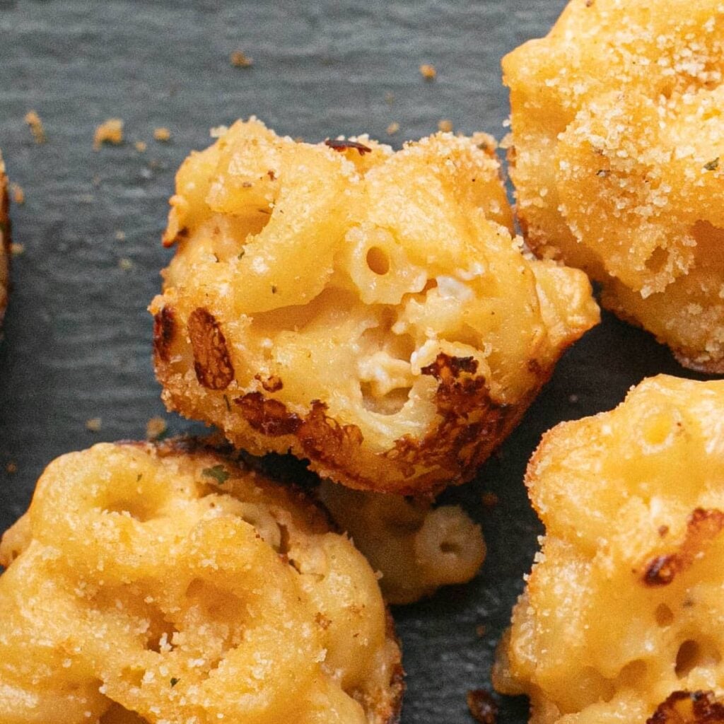 Baked Mac and Cheese Bites