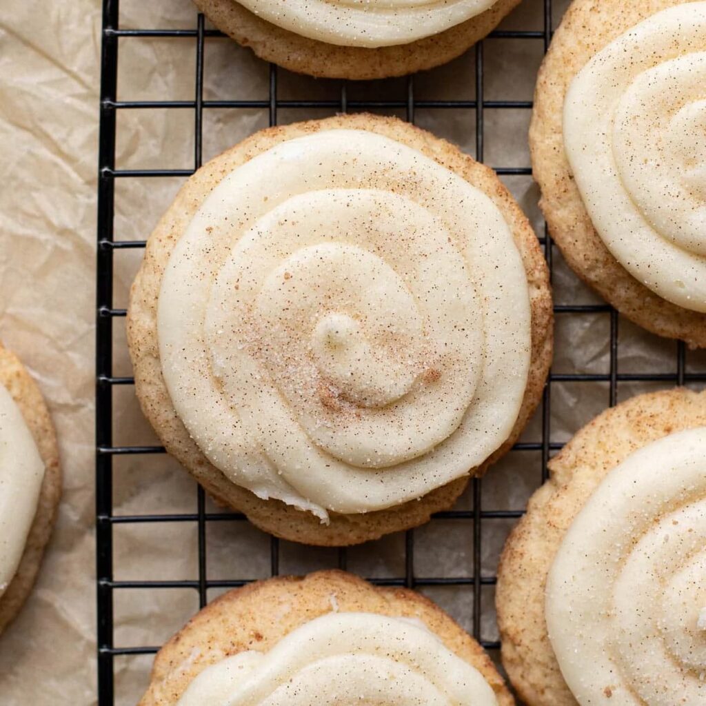 frosted snickerdoodle cookies
