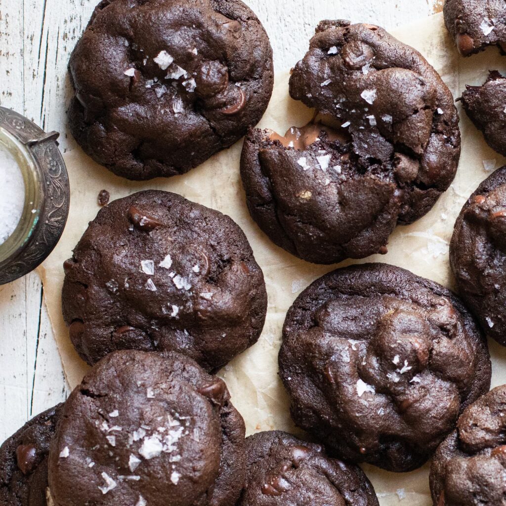 salted caramel chocolate rolo cookies