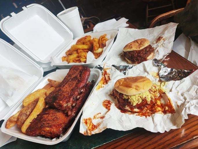 Leonard’s Pit Barbecue