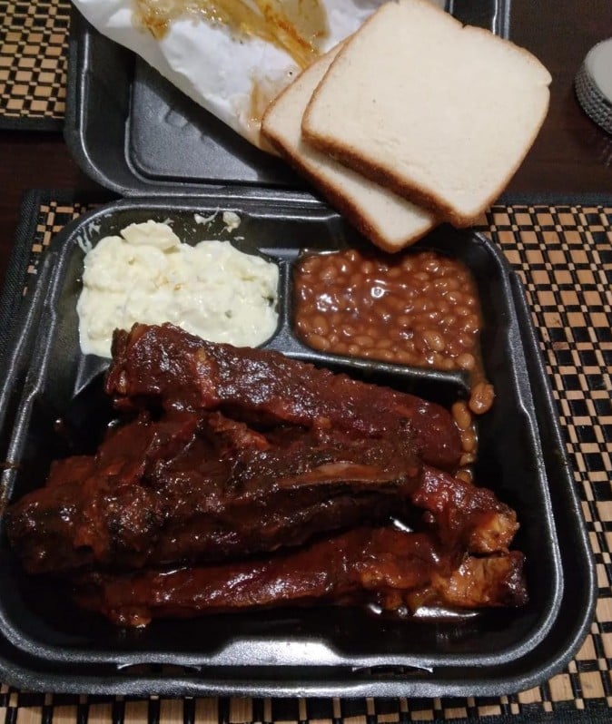 Brenda’s Bar-Be-Que Pit