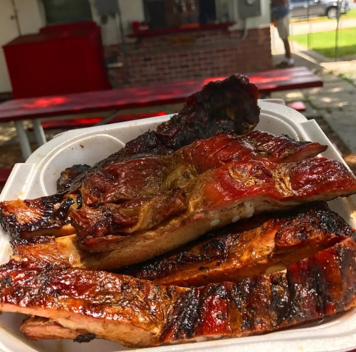 Eli's Bar-B-Que