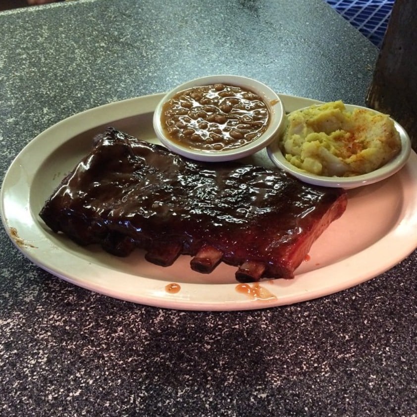 Johnny’s Bar-B-Q