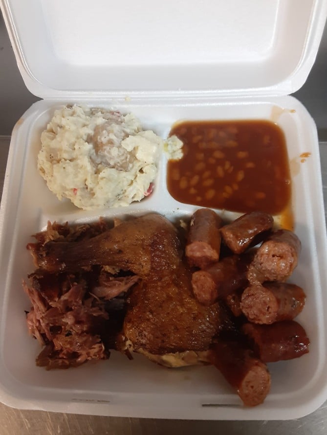 Leatha’s Bar-B-Que