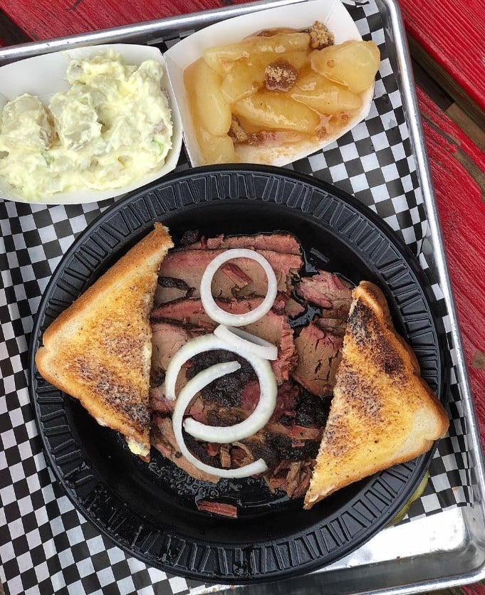 Mike’s Trackside BBQ