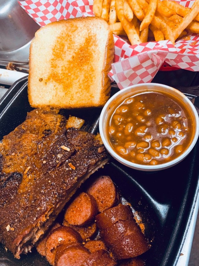 Suttle's Road Hog BBQ