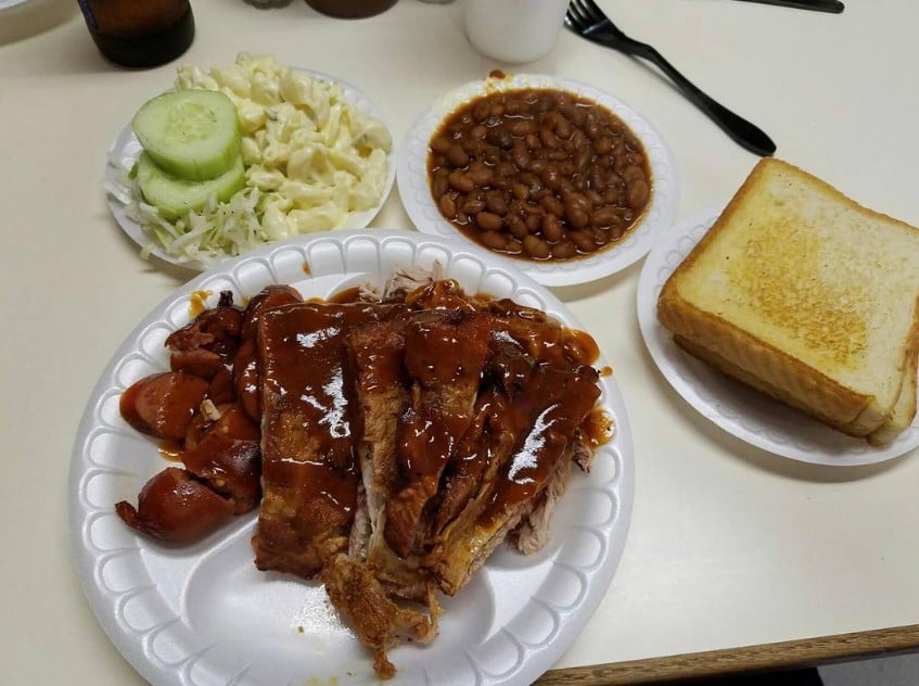 Roy’s Hickory Pit BBQ