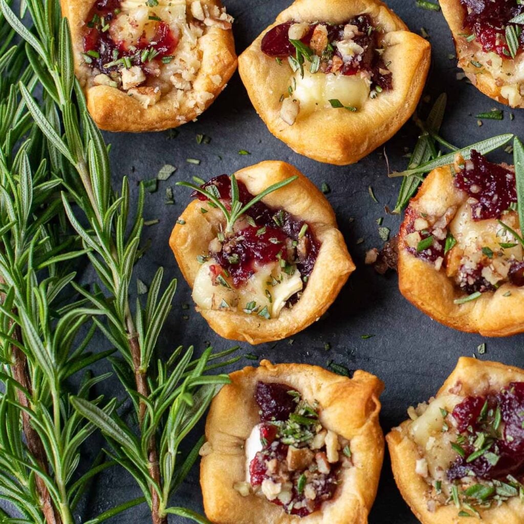 Baked Brie and Cranberry Tartlets