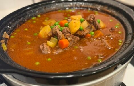 finished stew in crockpot